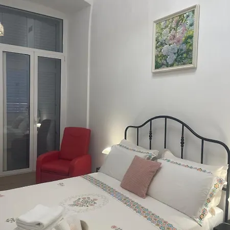 Margherita Bari-napoli, 57 Appartement