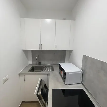 Margherita Bari-napoli, 57 *
