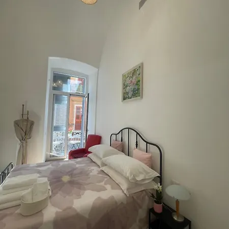 Margherita Bari-napoli, 57 Appartement